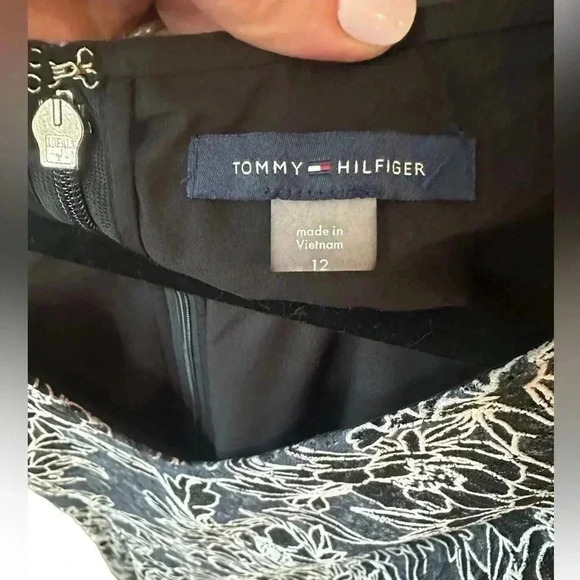 TOMMY HILFIGER Womens Sleeveless Fit + Flare Dress Embroidered Size 12 - Picture 3 of 7